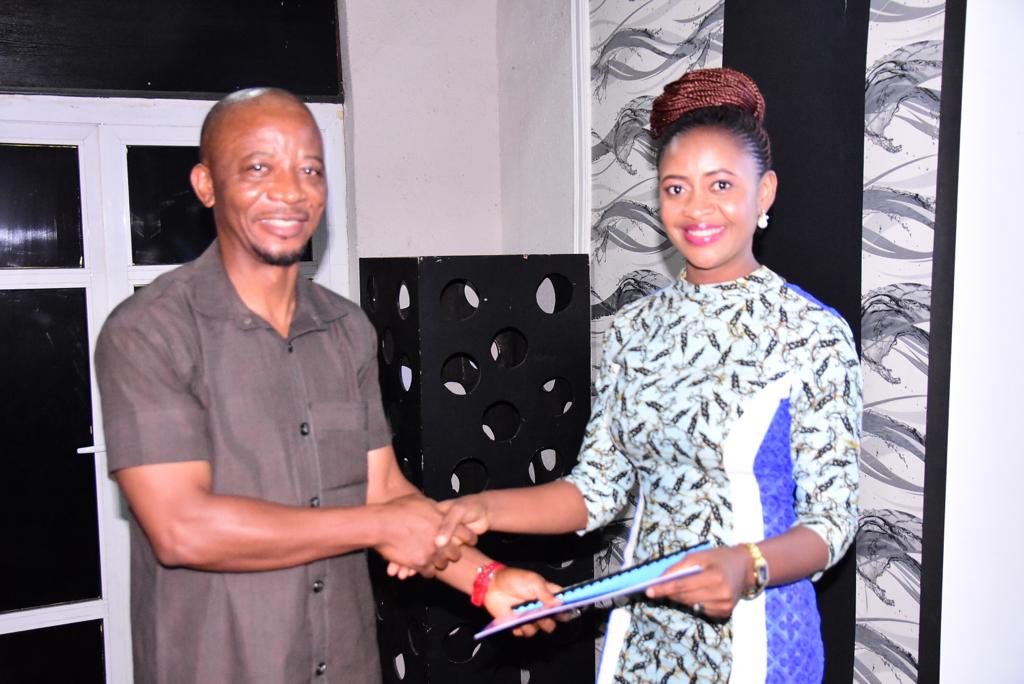 Preye Orok signs a record deal with Piano records Preye Orok signs a record deal with Piano records
