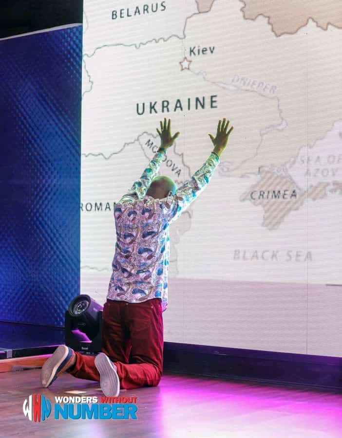 Apostle Johnson Sulieman prays for Ukraine