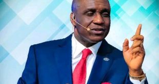 Pastor Ibiyeomie Vows To Continue Paying Tithe After Clergyman, Creflo Dollar Condemned It