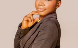 DOWNLOAD MP3: Evelyn Peace - Powerful GOD