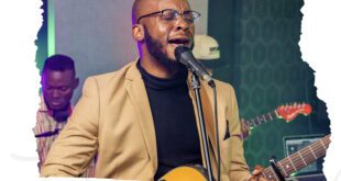 Sam The Psalmist - Jehovah You Answer By Fire (Live) feat. Alan