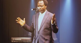 [Music + Video] Hymn Medley - Lanre Akinyemi